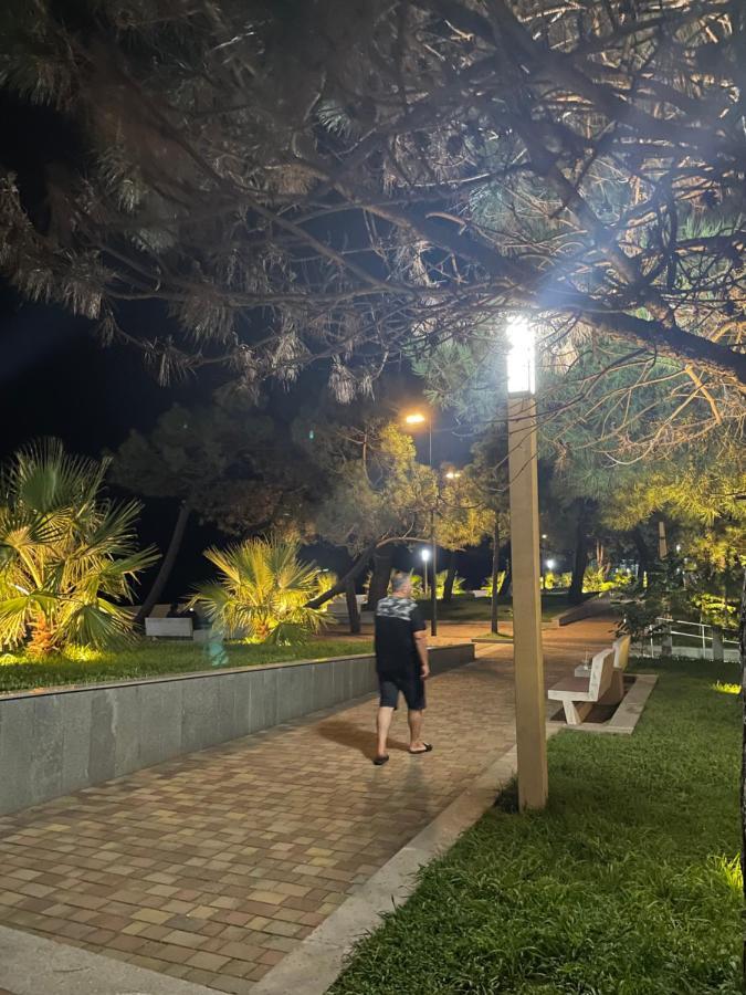Hotel Chaika Kobuleti Dış mekan fotoğraf